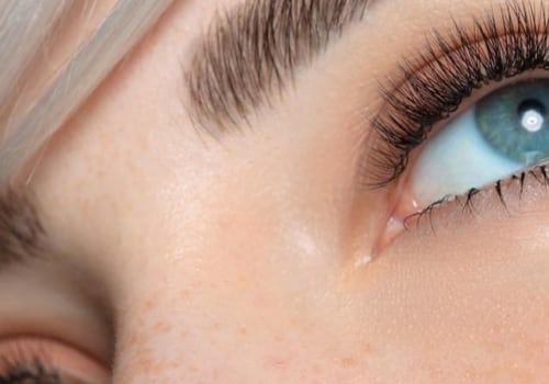 Understanding the Three Stages of Eyelash Growth