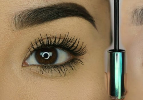 How to Keep Your Eyelashes Long and Healthy